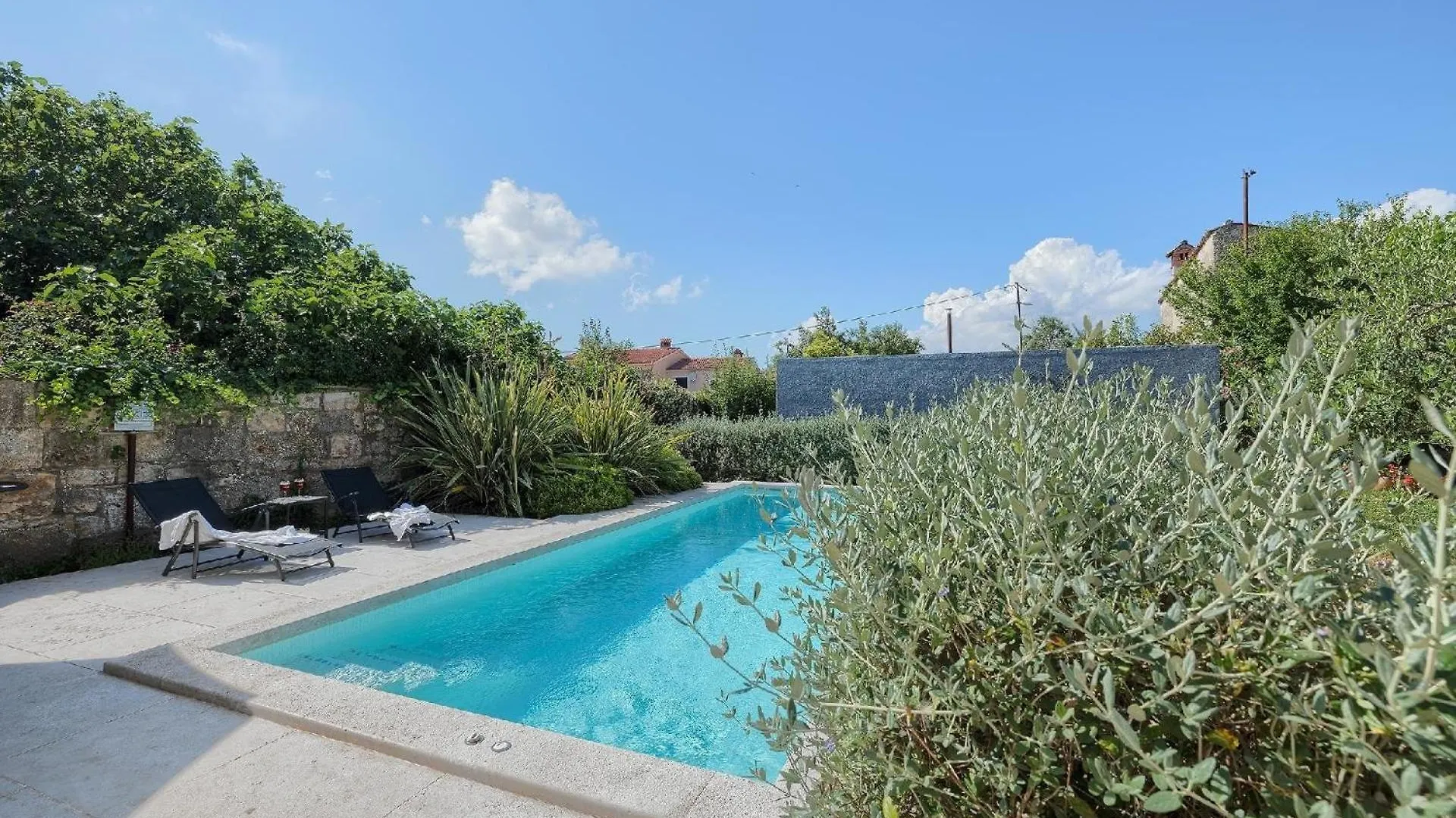 Ferienhaus Mit Privatpool Fuer 6 Personen Ca 300 Qm In Pula, Istrien Istrische Riviera Pula