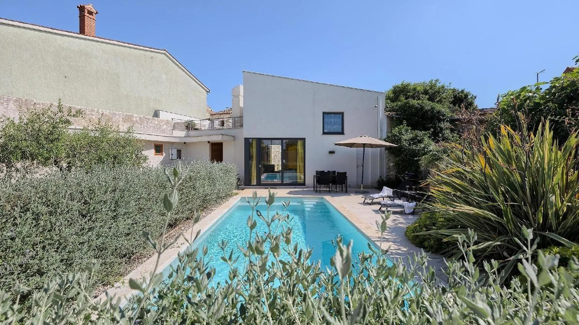 Holiday home Ferienhaus Mit Privatpool Fuer 6 Personen Ca 300 Qm In Pula, Istrien Istrische Riviera